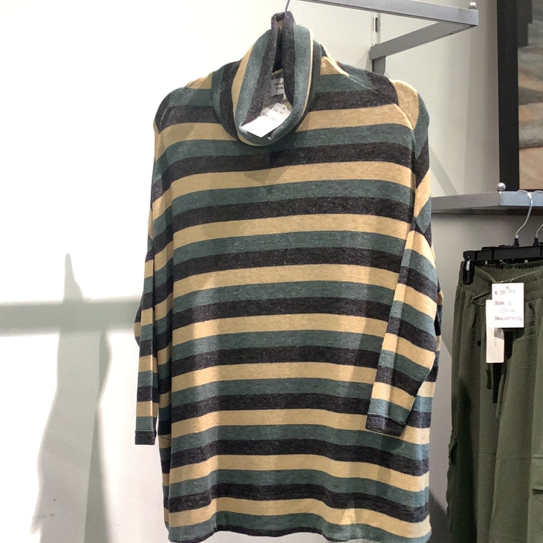 striped drop shoulder turtle neck