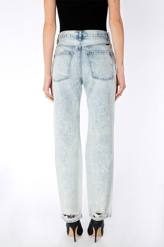 Ultra High Rise Light 90’s Boyfriend Jeans