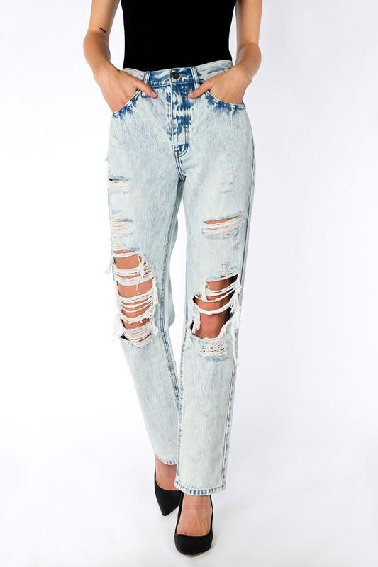 Ultra High Rise Light 90’s Boyfriend Jeans